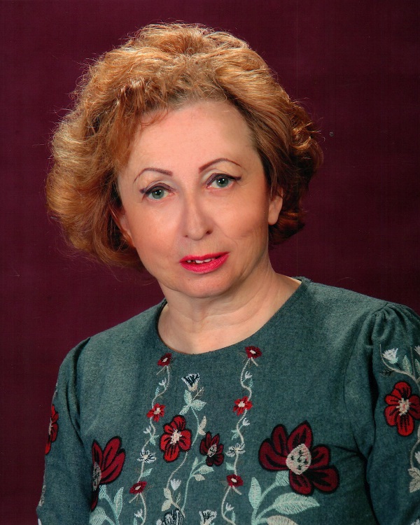 Комарова Ирина Борисовна.